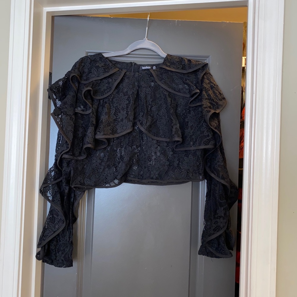 Lace Long Sleeve Crop Top
